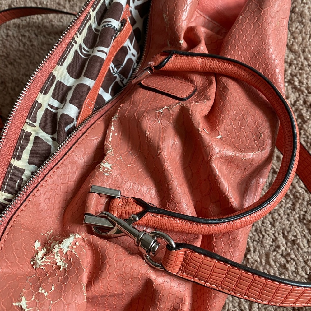 Used Guess bag - Picture 2 of 5